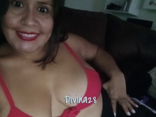 Divina28